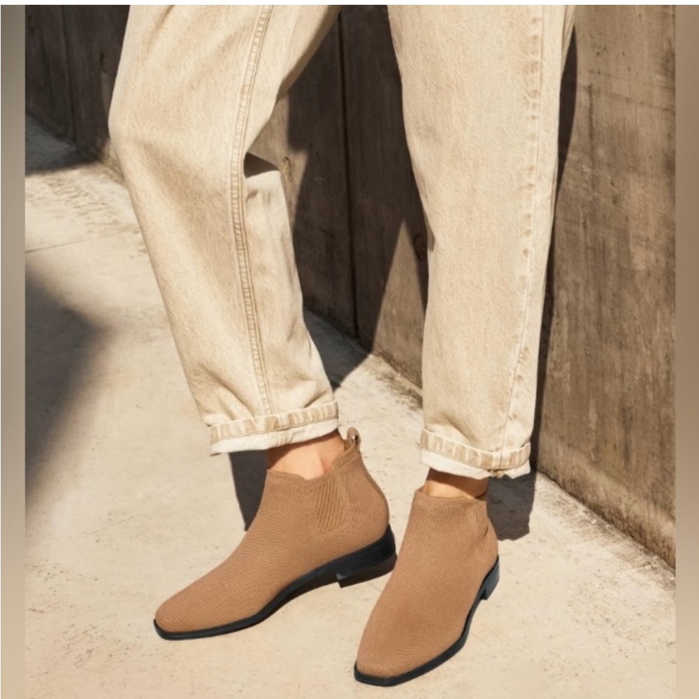 VIVAIA | Square-Toe Water-Repellent Ankle Boots (Ryan Pro) Tan Size 39/8